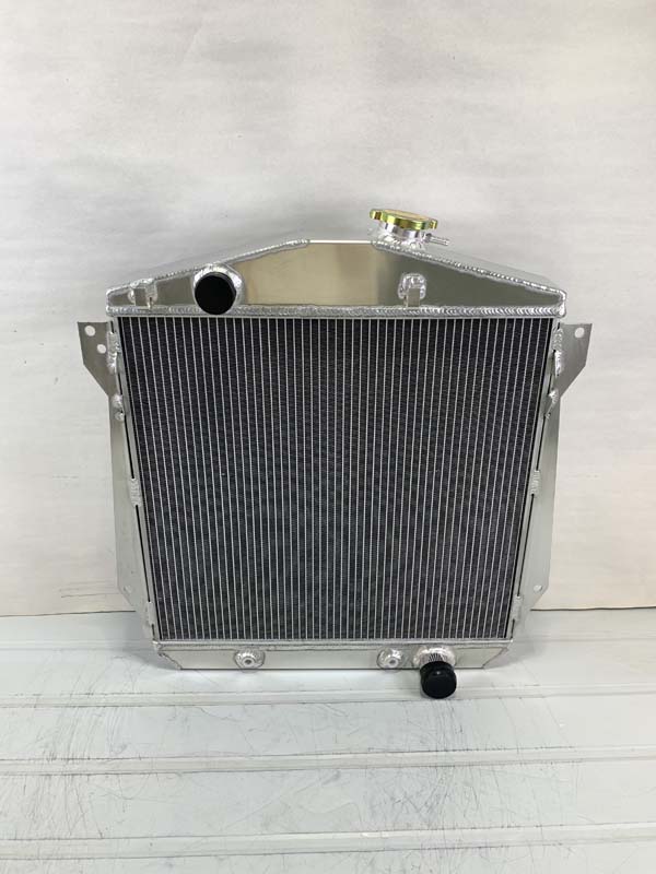 3 Row Aluminum Radiator For 1943-1948 Chevy Fleetline FleetMaster Stylemaster V8 1944 1945 1946 1947