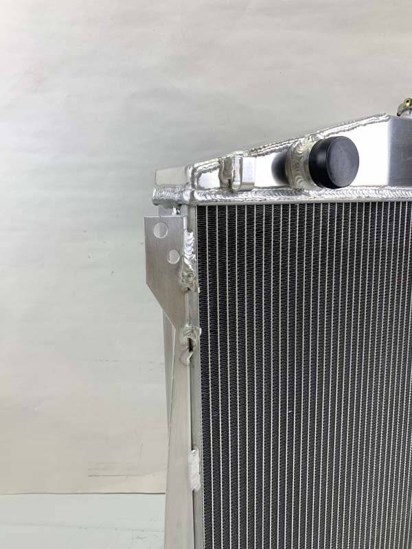 3 Row Aluminum Radiator For 1943-1948 Chevy Fleetline FleetMaster Stylemaster V8 1944 1945 1946 1947