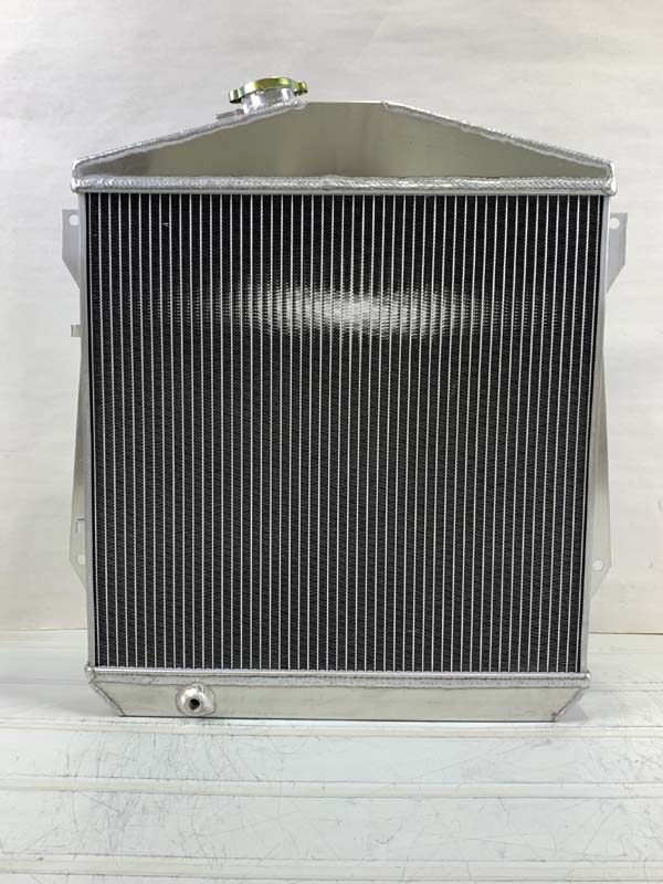 3 Row Aluminum Radiator For 1943-1948 Chevy Fleetline FleetMaster Stylemaster V8 1944 1945 1946 1947