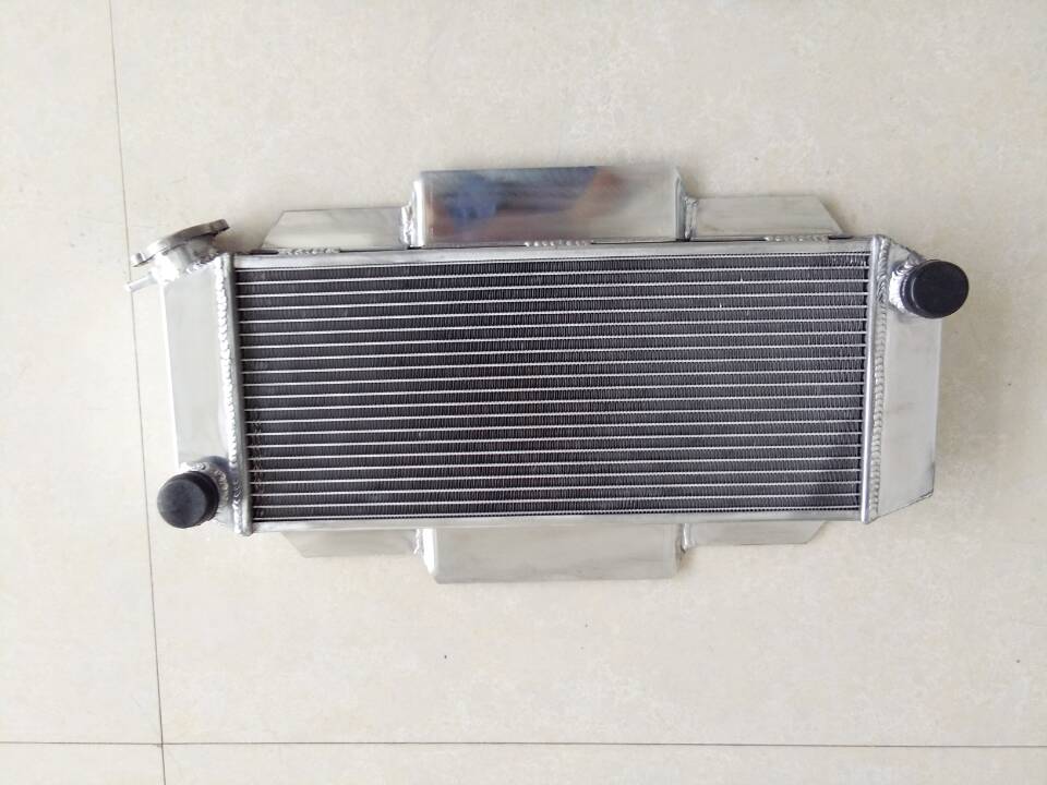 Aluminum Radiator For 1976-1983 Ford Fiesta I MK1 1.3/1.6 XR2 M/T 1976 1977 1978 1979 1980 1981 1982