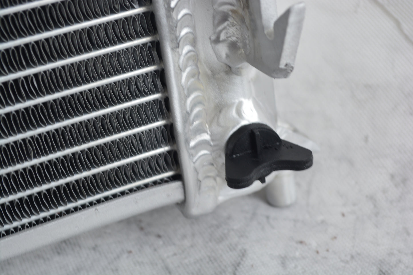 3 Row Aluminum Radiator For 2005-2009 Dodge Charger Chrysler 300 Magnum V6 V8