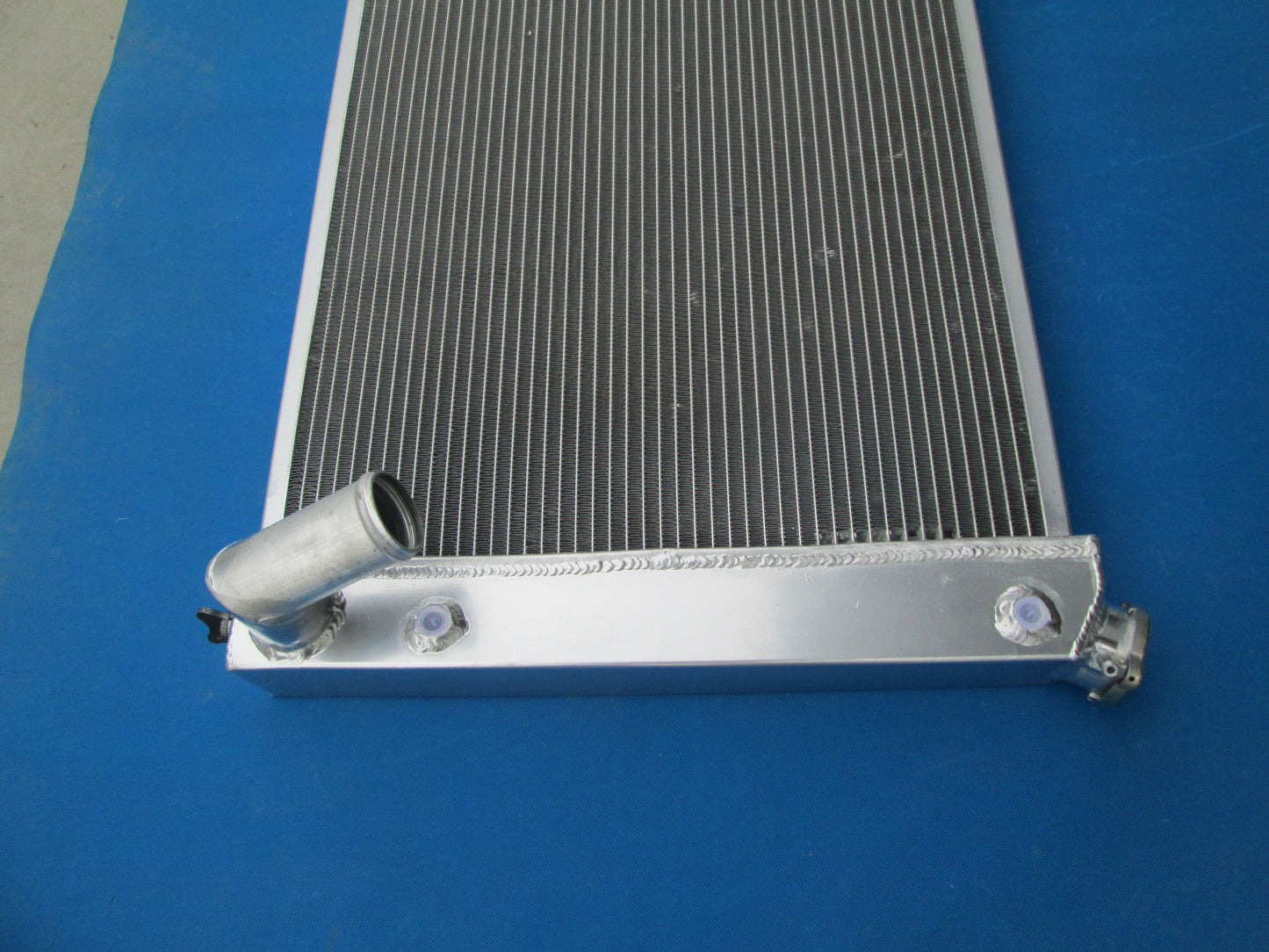 Aluminum Radiator FOR 1963-1969 Dodge MOPAR CAR Plymouth Valient V8 1963 1964 1965 1966 1967 1968 1969