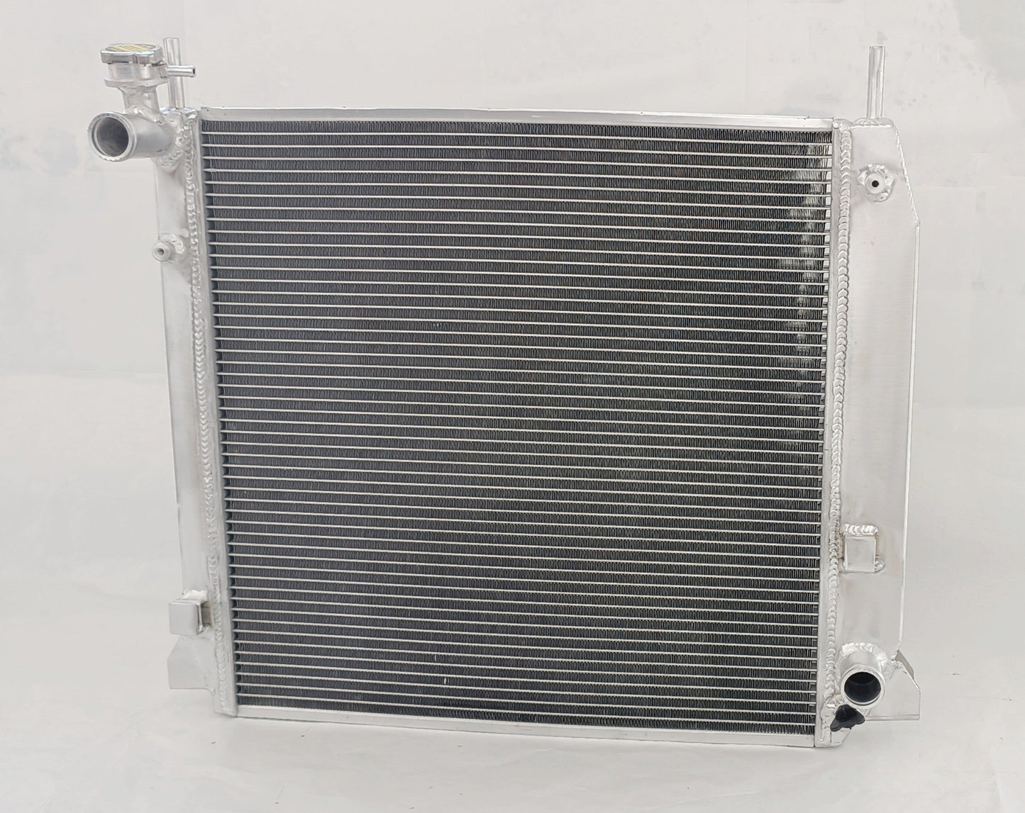 Aluminum Radiator FOR Isuzu D-Max 08-on;Holden Rodeo RA 03-08 3.6L V6 Petrol MT 2004 2005 2006 2007