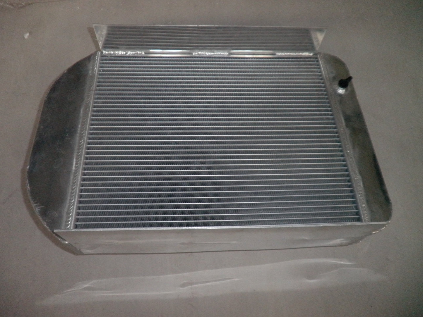 GPI 3 Row Aluminum Radiator for 1932-1937 FORD MODEL Y/MODEL-Y AT/MT 1932 1933 1934 1935 1936 1937