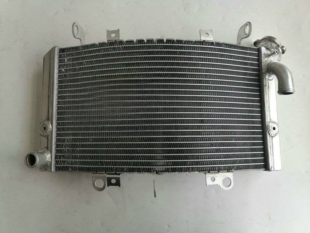 Aluminum radiator Fit Suzuki Hayabusa GSXR 1300 2008-2012 2009 2010 2011
