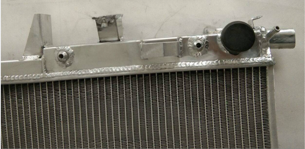 Aluminum Radiator for 1998-2005 Mercedes Benz M-CLASS W163 ML320/ML430/ML500 AT