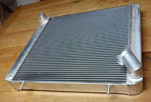Aluminum radiator for Jaguar 3.8-Liter E-Type XKE 1961-1967 1962 1963 64 65 66