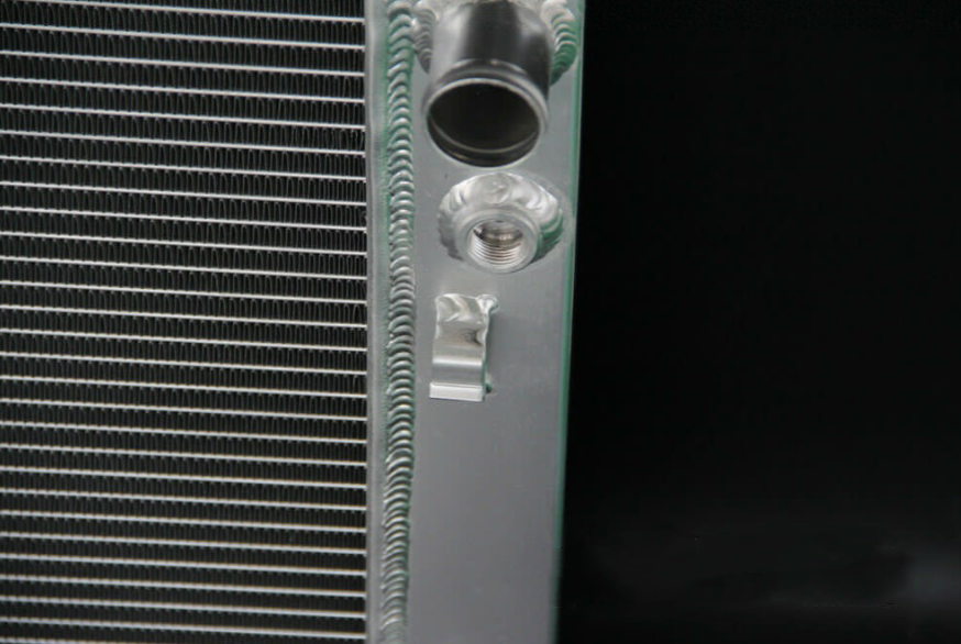 Aluminum Radiator for 2004 Pontiac GTO/Vauxhall Monaro Coupe 5.7L 350 V8 GAS