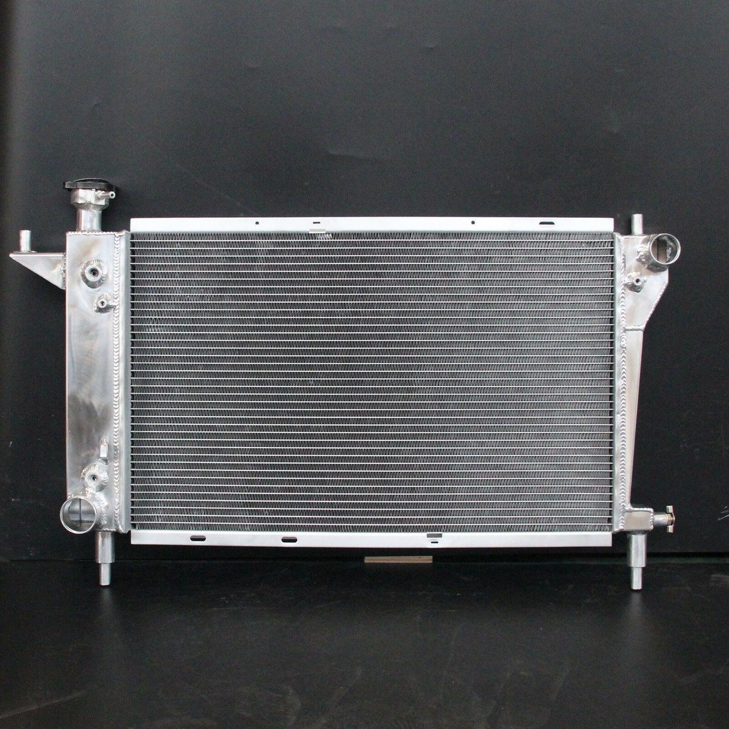 3 ROW Aluminum Radiator for 1994 1995 1996 FORD MUSTANG GT/GTS/SVT 3.8L V6/5.0L V8
