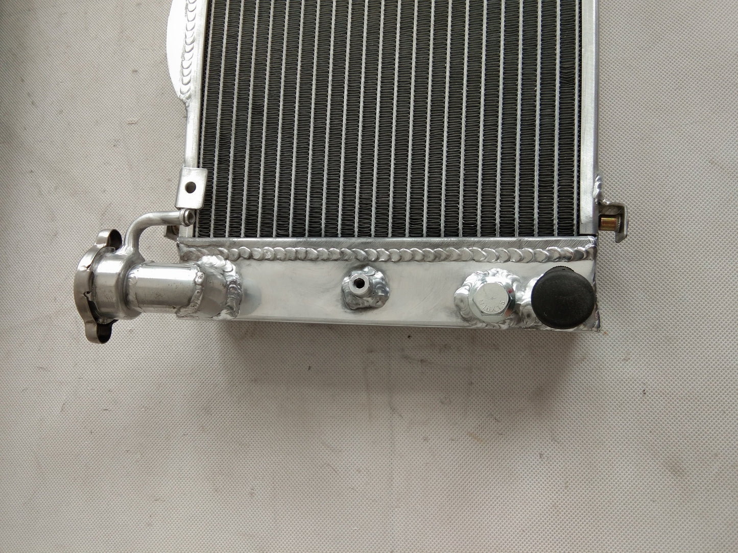 Aluminum Radiator For 1984-1985 Honda V65 Sabre 1100 VF1100S 1984 1985 VF 1100 S