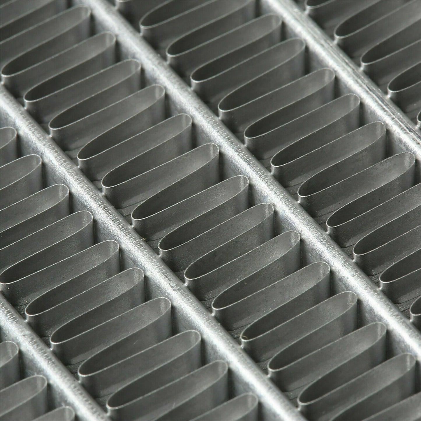 3Row International Scout II & Pickup 5.0L 5.6L V8 1970-81 aluminum radiator & FAN