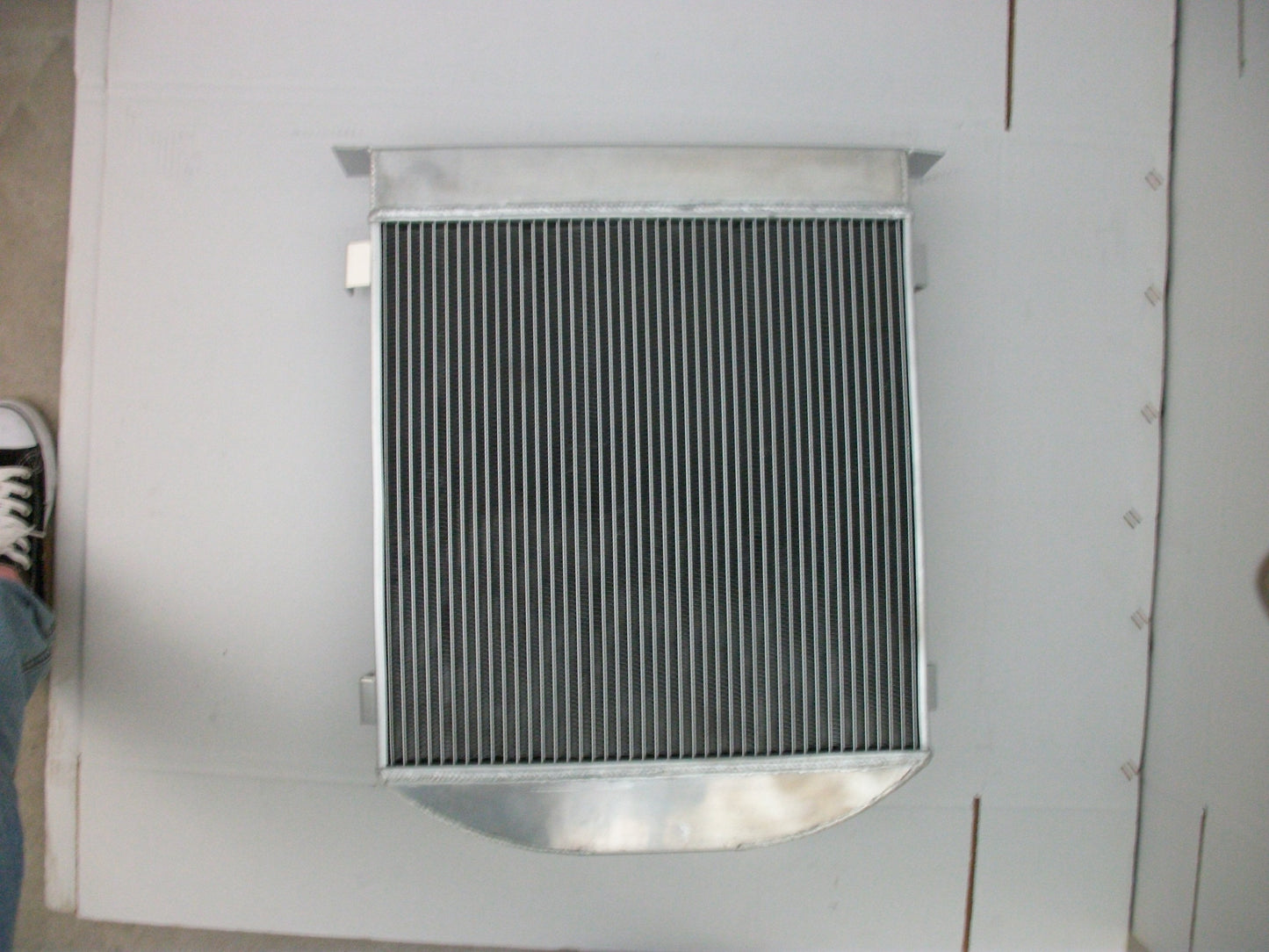 3 ROW 62mm Aluminum Radiator & FAN FOR 1931-1932 Ford Hot Rod Chopped w/Ford 302 V8 Model A 1931 1932