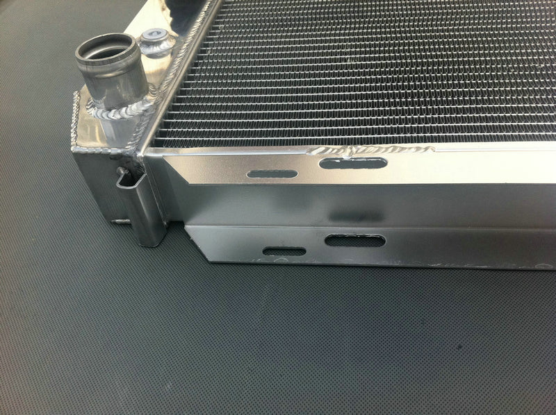 Aluminum Radiator+ Shroud & 2*Fans For 1979-1993 Ford Mustang Futura/Fairmont/LTD 2.4/3.8/5.0L I6/V6/V8 81 82 83 84 85 86 87 88 89 79