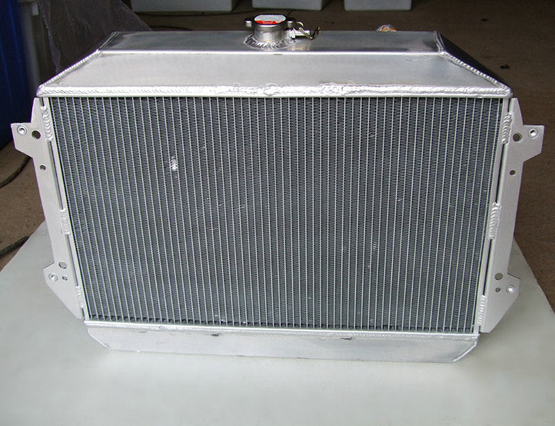 Aluminum Radiator for Nissan Datsun 240Z / 260Z AT/MT & 2*10'' FANS 70 71 72 73 74 75 3 ROW 1970-1975 1971 1972 1973 1974