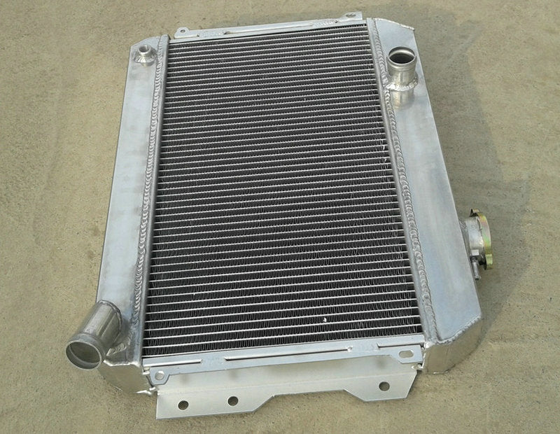 3 Row Aluminum Radiator + Fans For Nissan Datsun Pickup 510 521 1968-1973 / 620 1972-1973 1.6L l4 69 68 69 70 71 72