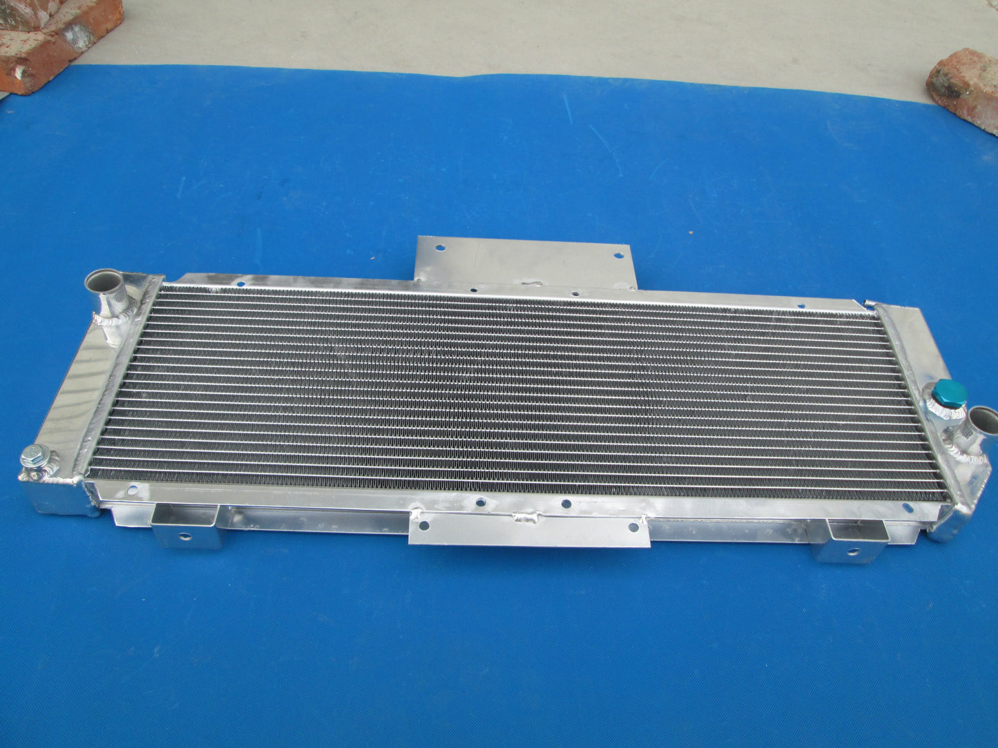 Aluminum radiator FOR 1977-1985 Renault Alpine A310 V6 1977 1978 1979 1980 1981 1982 1983 1984 1985