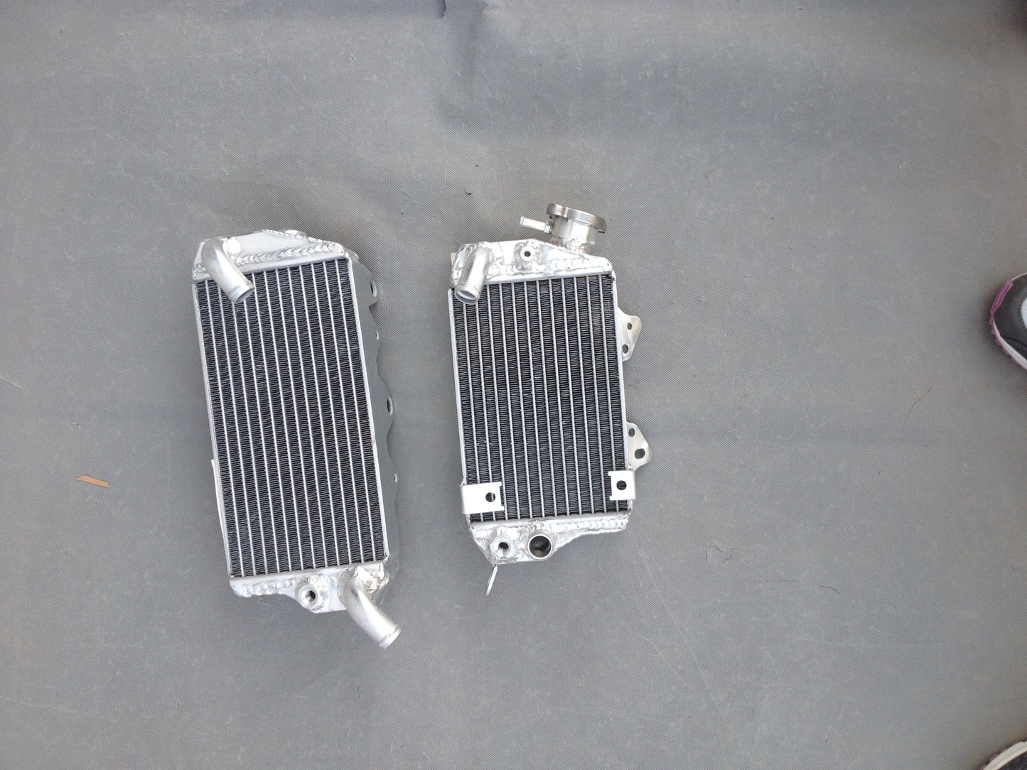 Aluminum radiator and Silicone hose for Kawasaki KLX650 1993-1996 1994 1995