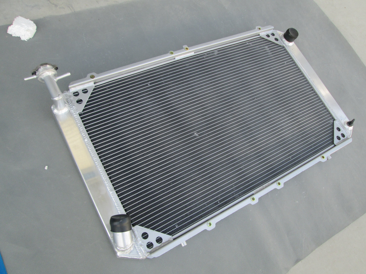 Aluminum Radiator FOR NISSAN Patrol GQ SAFARI 2.8L/4.2L 4200cc DIESEL RD28T TD42 I6 & 3.0L RB30S PETROL Y60 1987-1997