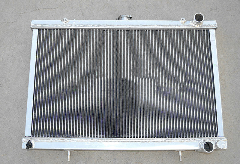 3 ROW Radiator & Fans For 1989-1994 Nissan Skyline GTR/GTS-4 GTS-T R32 BNR32/HCR32/ECR32 RB26/RB20 1989 1990 1991 1992 1993 1994