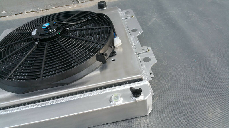 3 ROW Aluminum Racing Radiator & Shroud fan for 1987-2006 Jeep Wrangler YJ/TJ 2.4L-4.2L 1987 1988 1989 1990 1991 1992 1993 1994 1995 1996 1997 1998 1999 2000 2001 2002 2003 2004 2005 2006