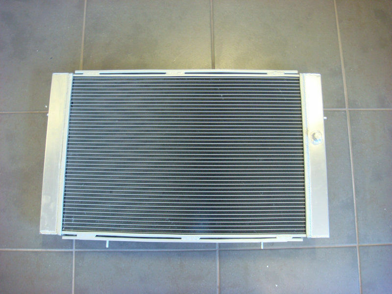 52MM Aluminum Radiator for Holden Statesman WB V8 AT 1980-1985 81 82 83 84 85 - CHR Racing