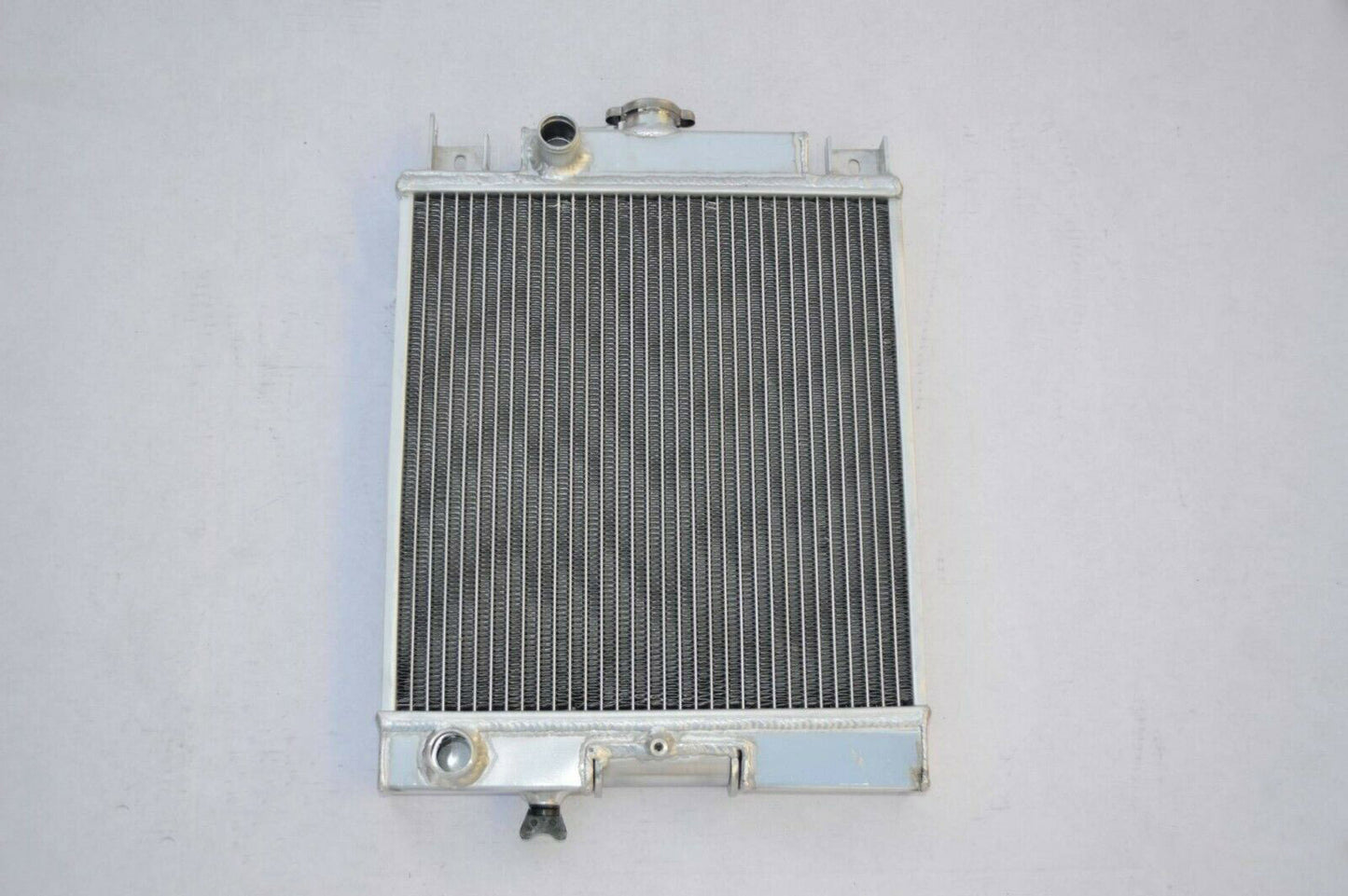 Aluminum Radiator & FAN For Suzuki Swift GTI 1989-1994 89 90 91 92 93 94