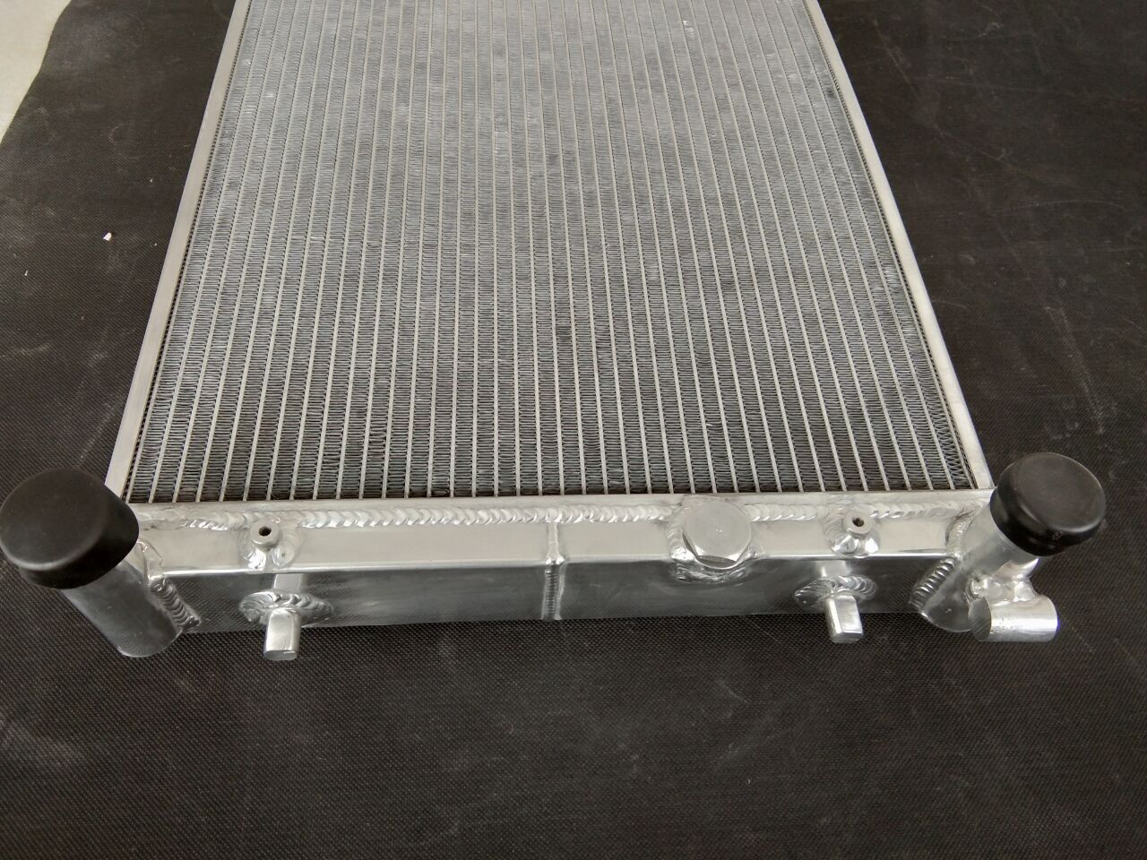 Aluminum Radiator for VW Golf GTI Jetta MK4 1.8T - Fits Audi A3/TT & Skoda/Seat (1997-2006) - Direct Bolt-On Replacement