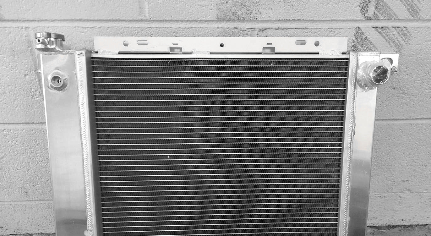 Aluminum Radiator FOR Ford Bronco II Explorer Ranger Mazda Navajo B3000 B4000 1985-1994 1985 1986 1987 1988 1989 1990 1991 1992 1993 1994