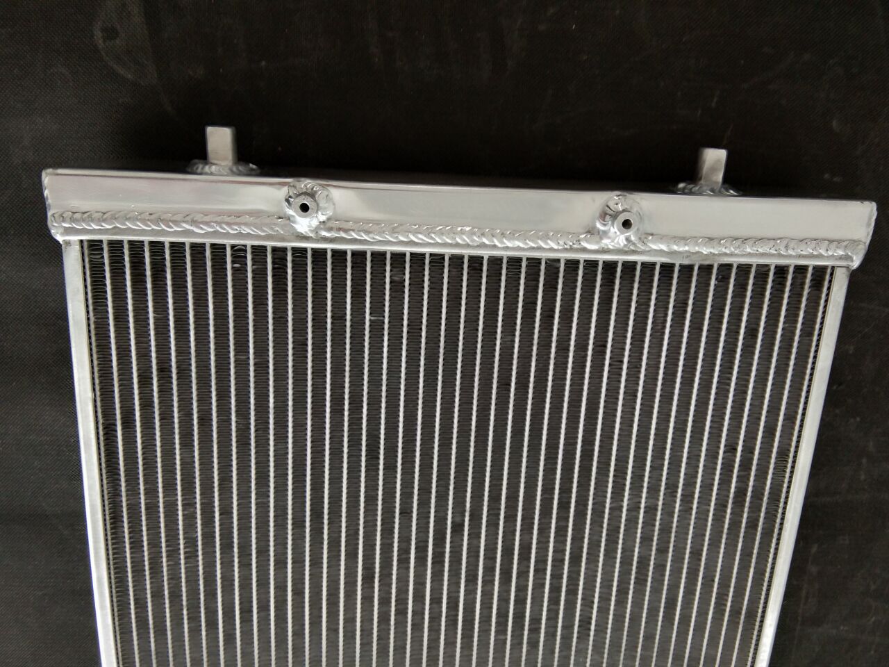 Aluminum Radiator for VW Golf GTI Jetta MK4 1.8T - Fits Audi A3/TT & Skoda/Seat (1997-2006) - Direct Bolt-On Replacement