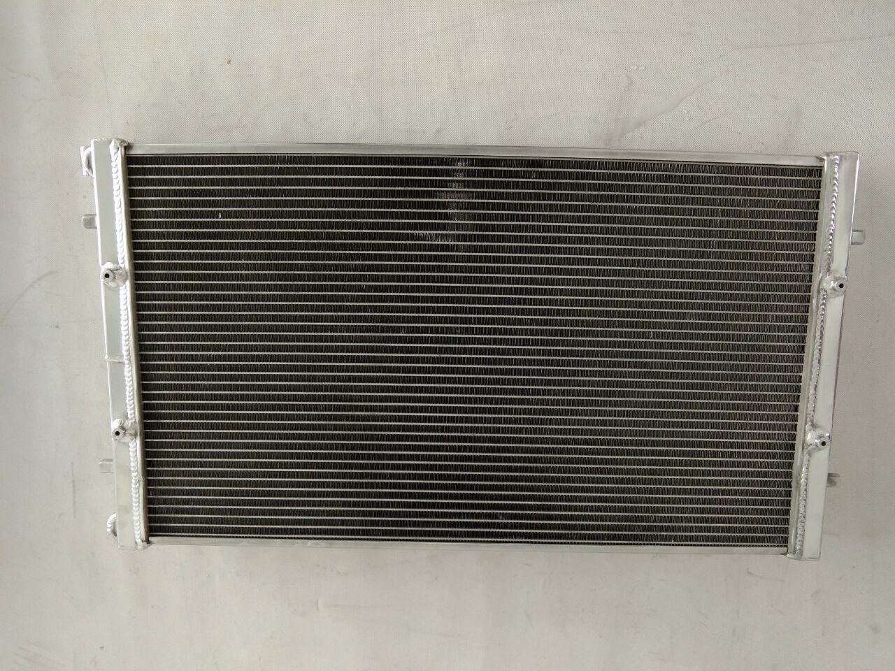 Aluminum Radiator for VW Golf GTI Jetta MK4 1.8T - Fits Audi A3/TT & Skoda/Seat (1997-2006) - Direct Bolt-On Replacement