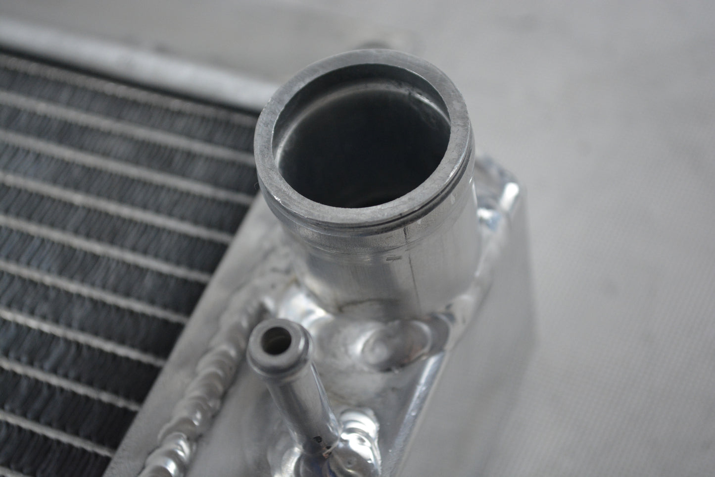 NEW FOR ROVER MG MGB GT V8 1973-1976 73 74 75 Aluminum Radiator