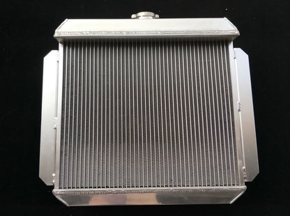 Aluminum Radiator & Fan For Ford Capri RS / Escort Superspeed MK1 Essex V6 2.6 / 3.0L  SA SB SC